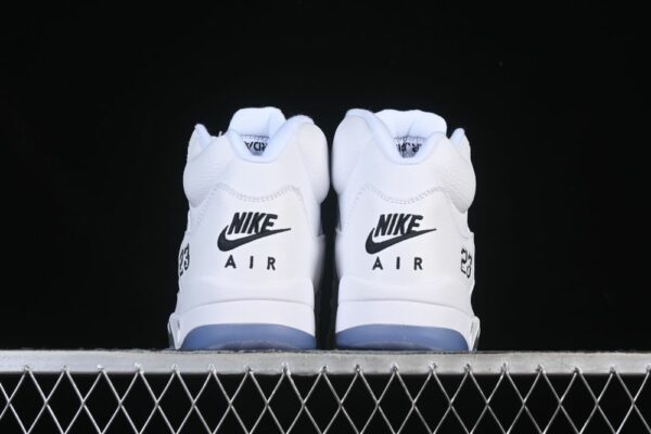 AJ 5 Retro ‘White Metallic’ HQ7978-103