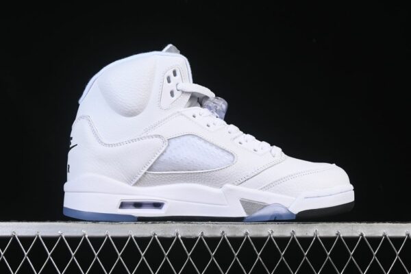 AJ 5 Retro ‘White Metallic’ HQ7978-103