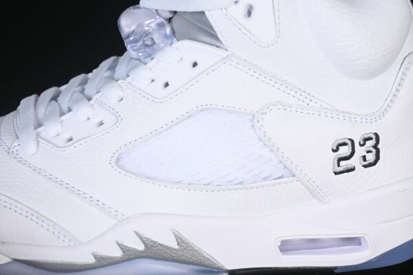 AJ 5 Retro ‘White Metallic’ HQ7978-103