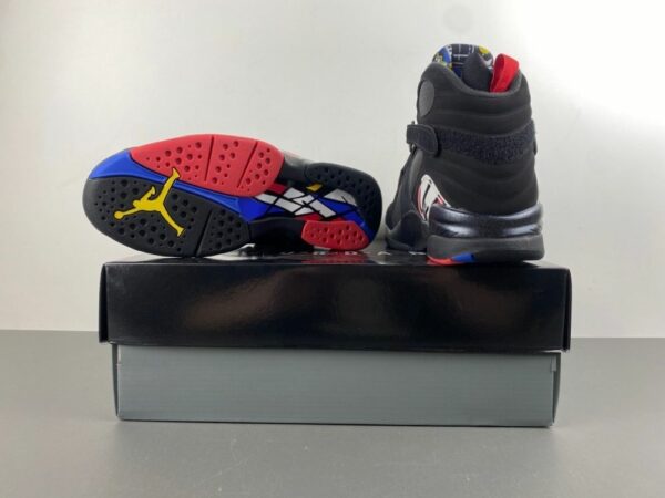 AJ 8 Retro ‘Playoffs’ 305381-062