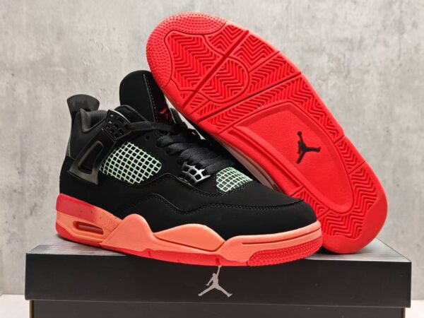 AJ 4 Retro ‘Infrared 23’ II1271-001 AJ 4 Retro ‘Infrared 23’ II1271-001