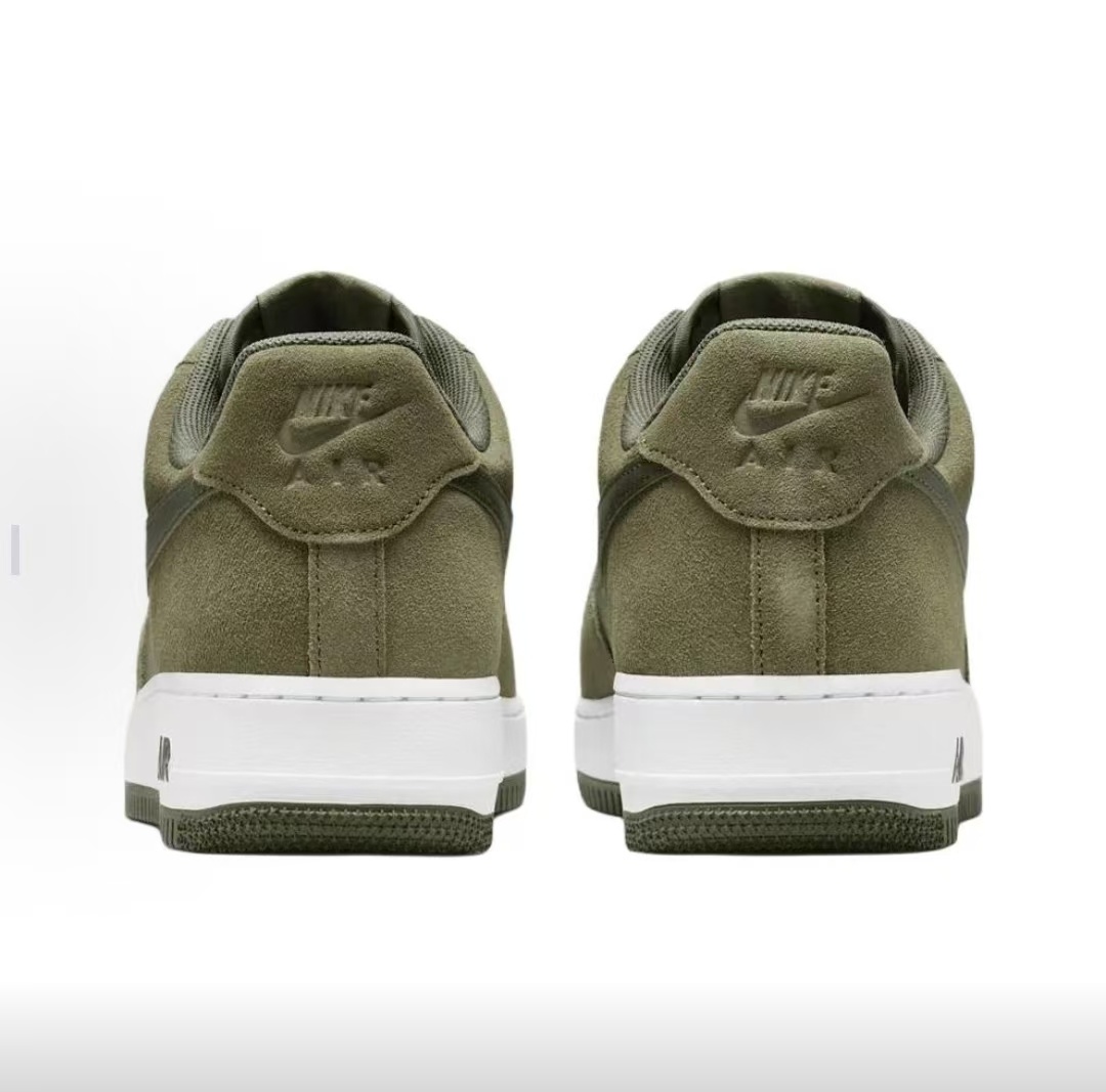 AF 1 Low ‘Medium Olive’ IB6388-200 AF 1 Low ‘Medium Olive’ IB6388-200