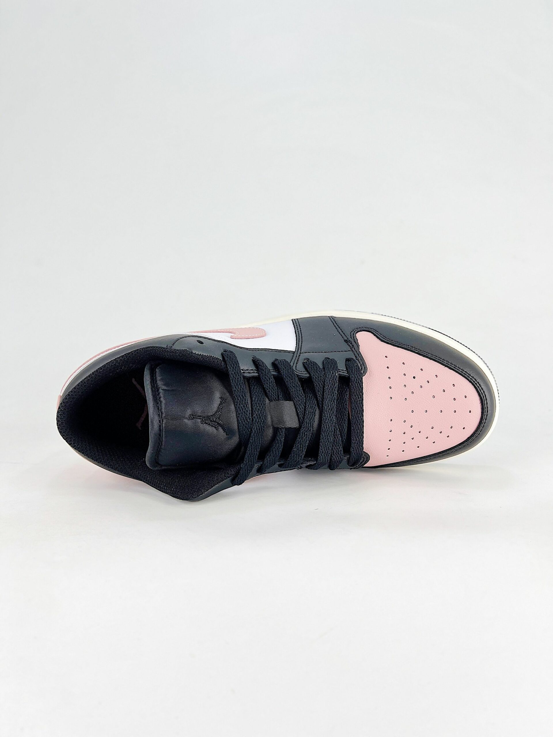 AJ 1 Low Custom 553560-081 AJ 1 Low Custom 553560-081