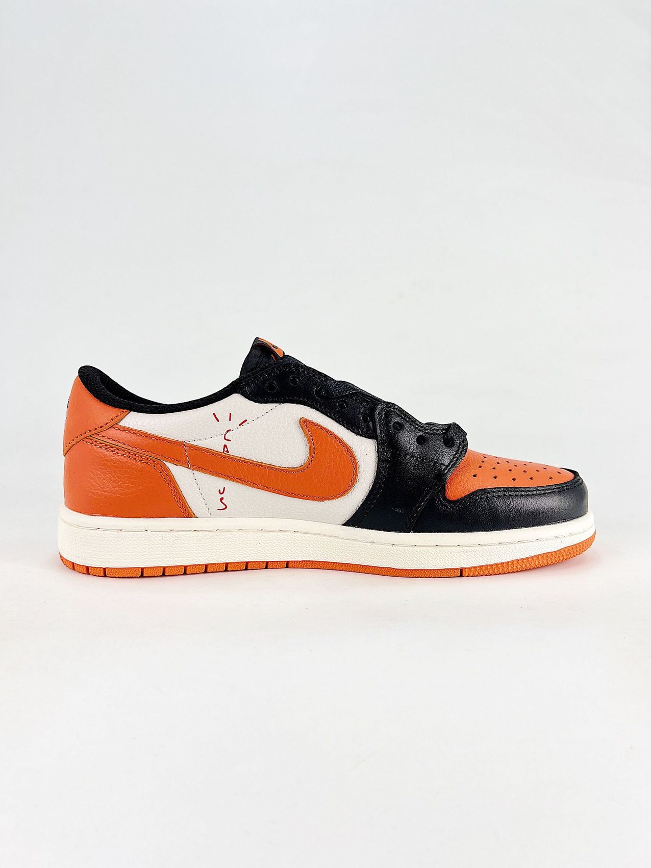 AJ 1 Low Travis Scott ‘Shattered Backboard’ CZ0790-005 AJ 1 Low Travis Scott ‘Shattered Backboard’ CZ0790-005