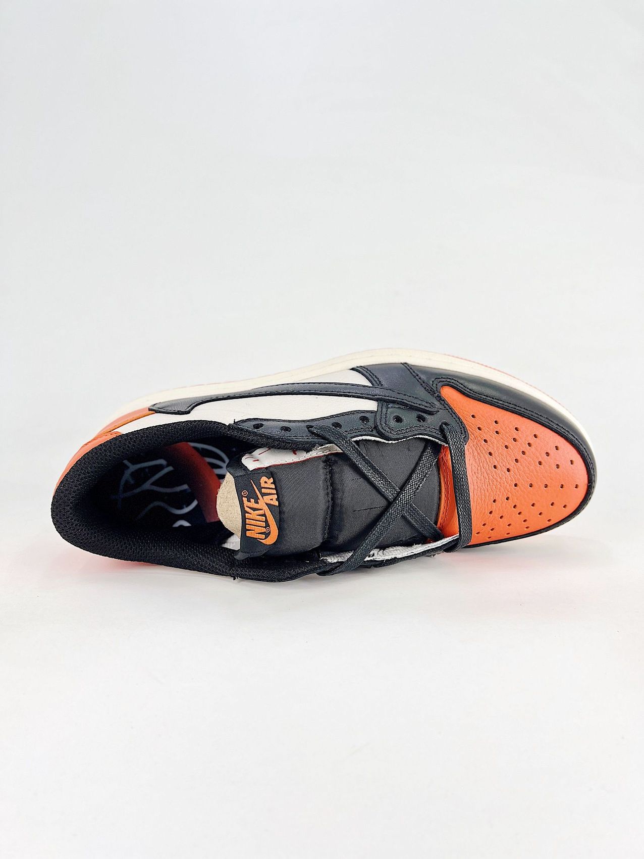 AJ 1 Low Travis Scott ‘Shattered Backboard’ CZ0790-005 AJ 1 Low Travis Scott ‘Shattered Backboard’ CZ0790-005