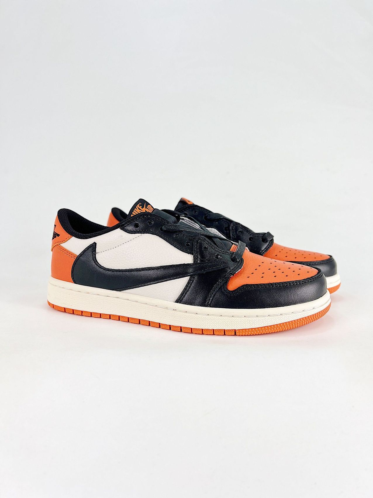 AJ 1 Low Travis Scott ‘Shattered Backboard’ CZ0790-005 AJ 1 Low Travis Scott ‘Shattered Backboard’ CZ0790-005