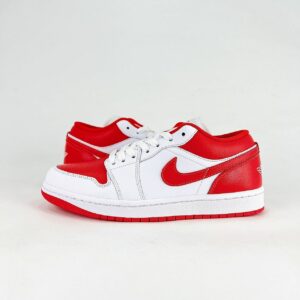 AJ 1 Low ‘White Chile Red’ DC0774-110