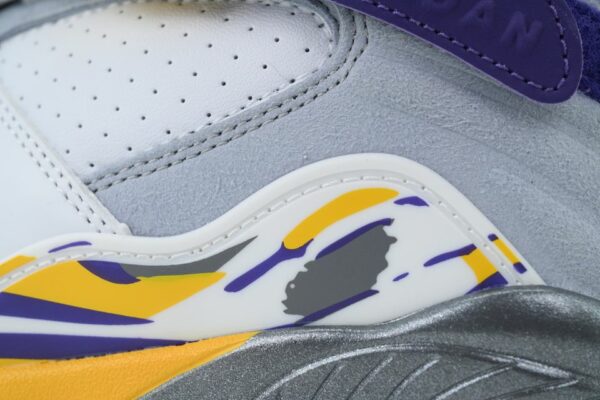 AJ 8 Retro ‘Kobe Bryant’ PE 305381-107 AJ 8 Retro ‘Kobe Bryant’ PE 305381-107
