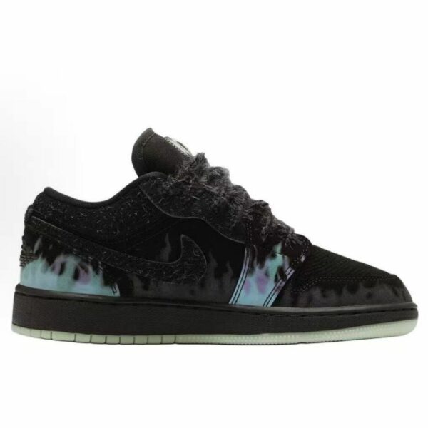 AJ 1 Low ‘Fortune Fly’ HQ3442-001 AJ 1 Low ‘Fortune Fly’ HQ3442-001