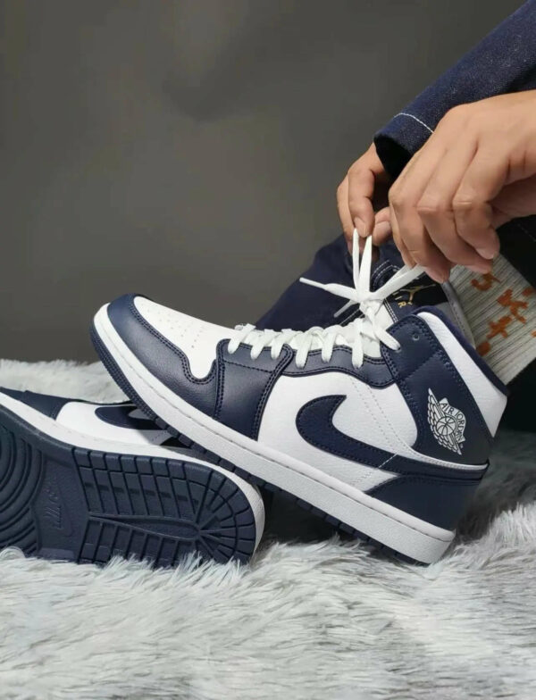 AJ 1 Mid GS Obsidian 554725-174 AJ 1 Mid GS Obsidian 554725-174
