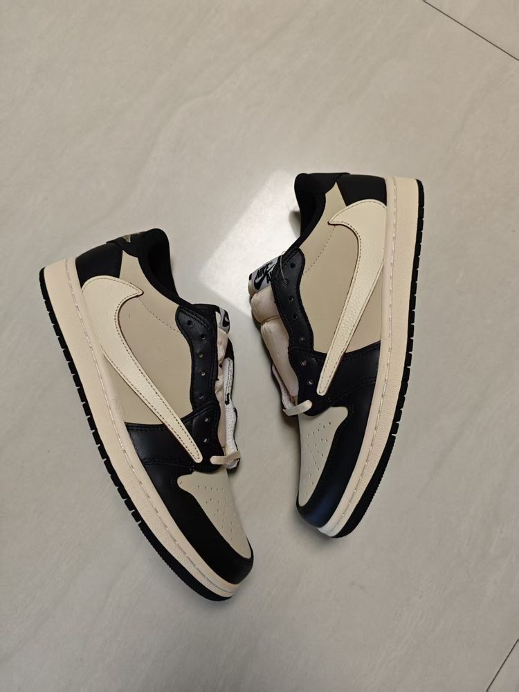 AJ 1 Low OG Travis Scott ‘Pale Vanilla’ DM7866-201 AJ 1 Low OG Travis Scott ‘Pale Vanilla’ DM7866-201