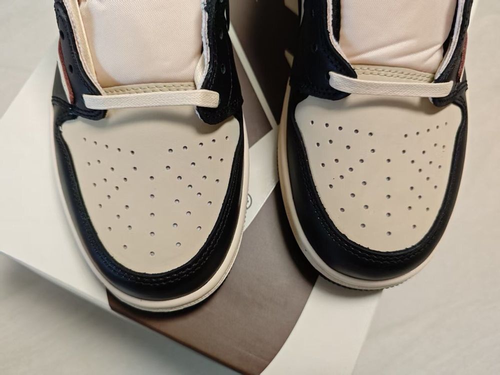 AJ 1 Low OG Travis Scott ‘Pale Vanilla’ DM7866-201 AJ 1 Low OG Travis Scott ‘Pale Vanilla’ DM7866-201