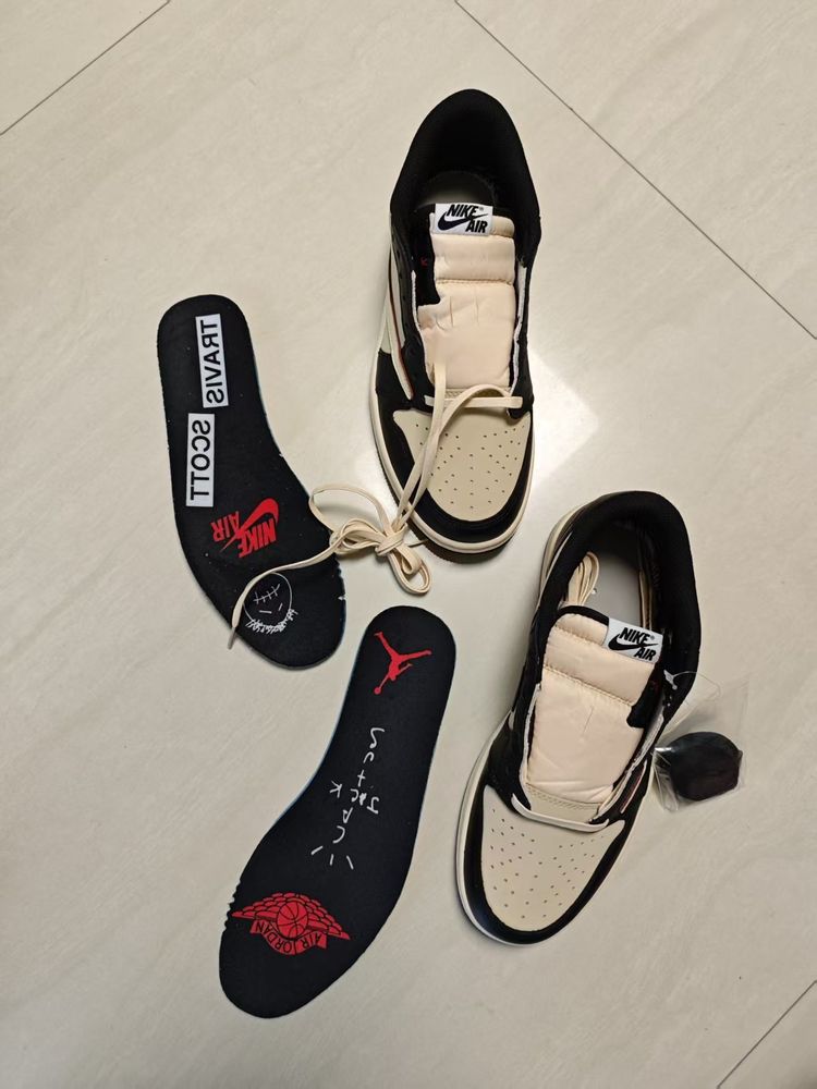 AJ 1 Low OG Travis Scott ‘Pale Vanilla’ DM7866-201 AJ 1 Low OG Travis Scott ‘Pale Vanilla’ DM7866-201