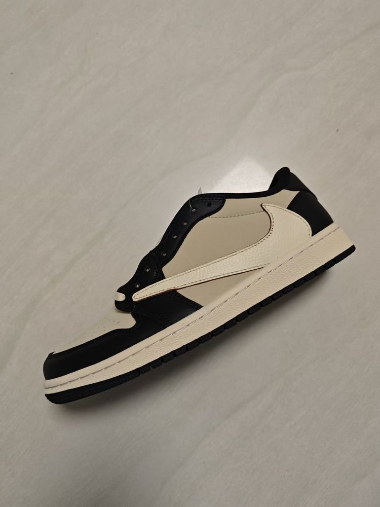 AJ 1 Low OG Travis Scott ‘Pale Vanilla’ DM7866-201 AJ 1 Low OG Travis Scott ‘Pale Vanilla’ DM7866-201