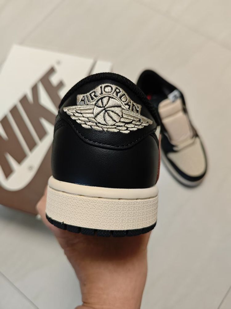 AJ 1 Low OG Travis Scott ‘Pale Vanilla’ DM7866-201 AJ 1 Low OG Travis Scott ‘Pale Vanilla’ DM7866-201