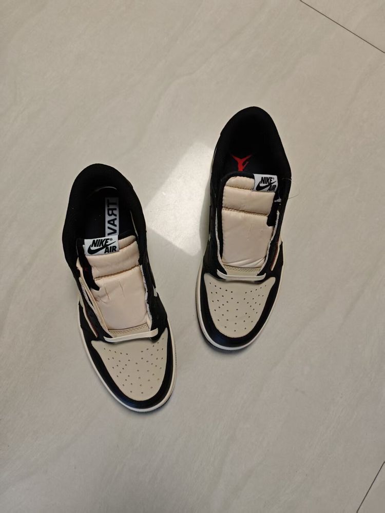 AJ 1 Low OG Travis Scott ‘Pale Vanilla’ DM7866-201 AJ 1 Low OG Travis Scott ‘Pale Vanilla’ DM7866-201