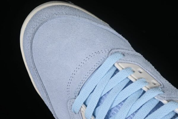 AJ 5 Retro Trophy Room Ice Blue CI1899-400