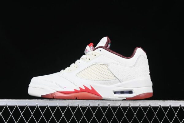 AJ 5 Low El Grito Sail Dark Pony HF8833-100