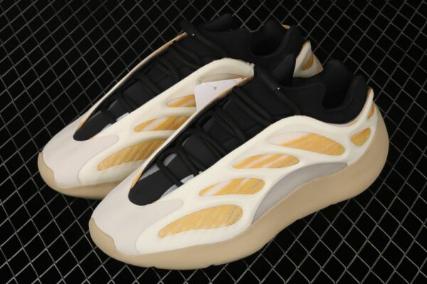 New Arrival Yeezy Boost 700 G54853