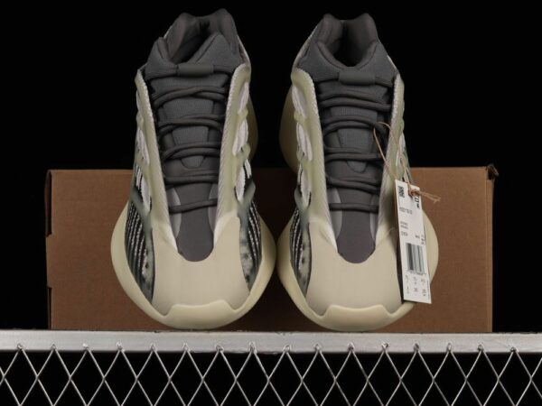 New Arrival Yeezy Boost 700 ID1674