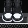 AJ 1 Mid DQ8426-001.1