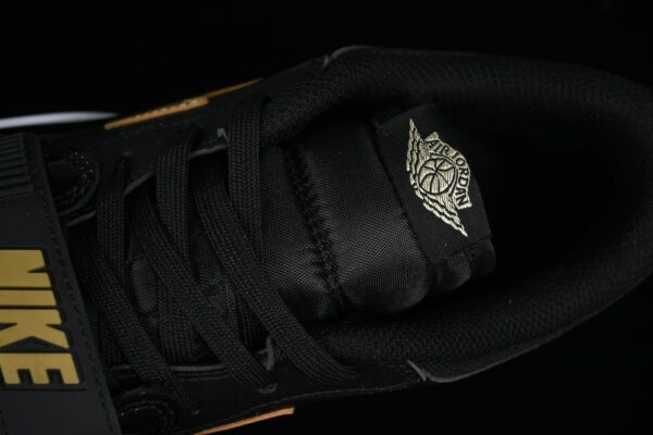 AJ Legacy 312 Low Black Metallic Gold CD7069-071