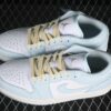 AJ 1 Low ‘Glacier Blue’ HJ5999-400 AJ 1 Low ‘Glacier Blue’ HJ5999-400