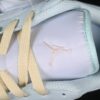 AJ 1 Low ‘Glacier Blue’ HJ5999-400 AJ 1 Low ‘Glacier Blue’ HJ5999-400