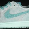 AJ 1 Retro Low OG ‘Washed Teal’ HQ8111-300 AJ 1 Retro Low OG ‘Washed Teal’ HQ8111-300