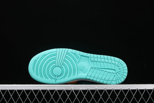 AJ 1 Mid Aurora Green BQ6931-037
