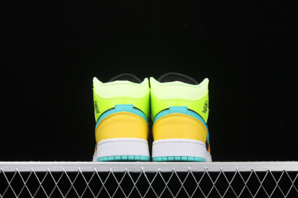 AJ 1 Mid Aurora Green BQ6931-037