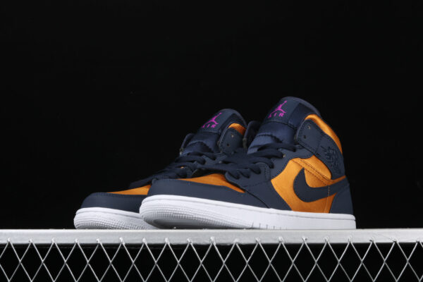 AJ 1 Mid SE Premium Stain Gold 852542-401