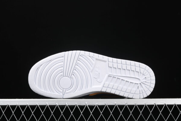 AJ 1 Mid SE Premium Stain Gold 852542-401