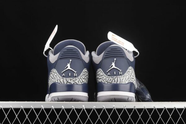 AJ 3 Retro Midnight Navy CT8532-401