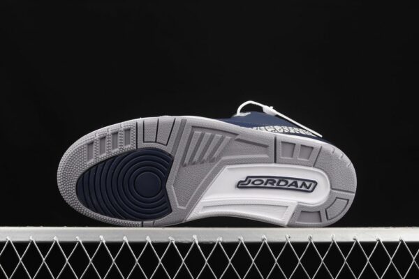 AJ 3 Retro Midnight Navy CT8532-401