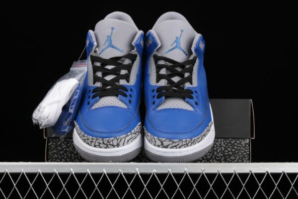 AJ 3 Retro Varsity Royal CT8532-400