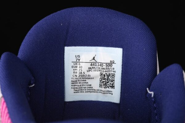 AJ 3 Retro Barely Grape 441140-500