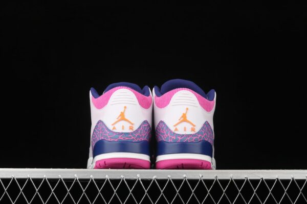 AJ 3 Retro Barely Grape 441140-500