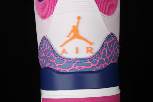 AJ 3 Retro Barely Grape 441140-500