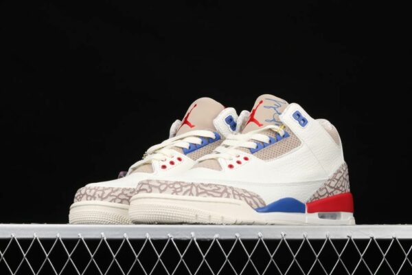 AJ  3 Retro International Flight 136064-140