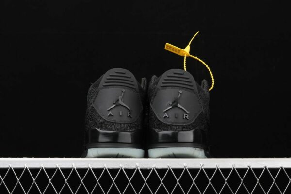 AJ 3 Retro Flyknit Black AQ1005-001