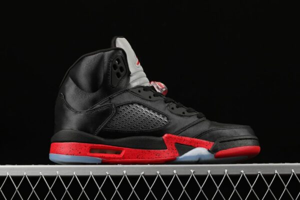 AJ 5 Retro Satin Bred 136027-006