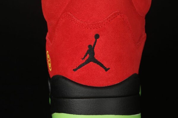 AJ 5 Retro SE What The CZ5725-700