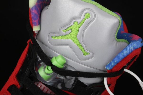 AJ 5 Retro SE What The CZ5725-700