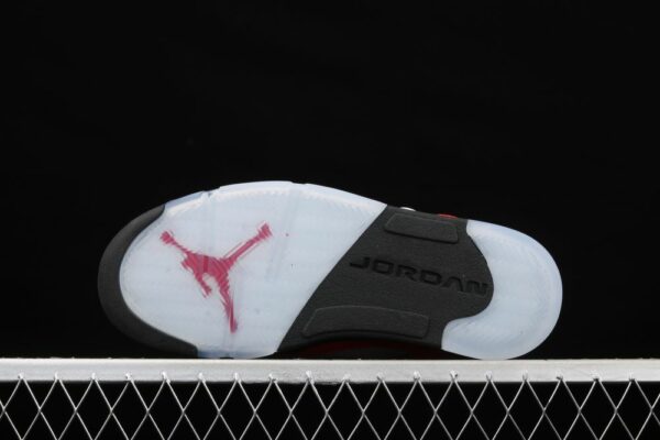 AJ 5 Retro Raging Bull DD0587-600