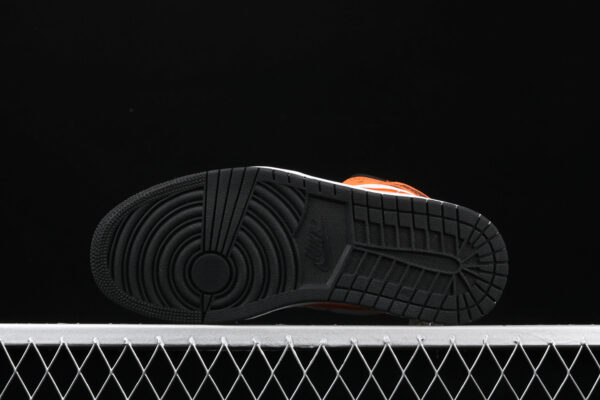 AJ 1 Mid Shattered Backboard 554724-058