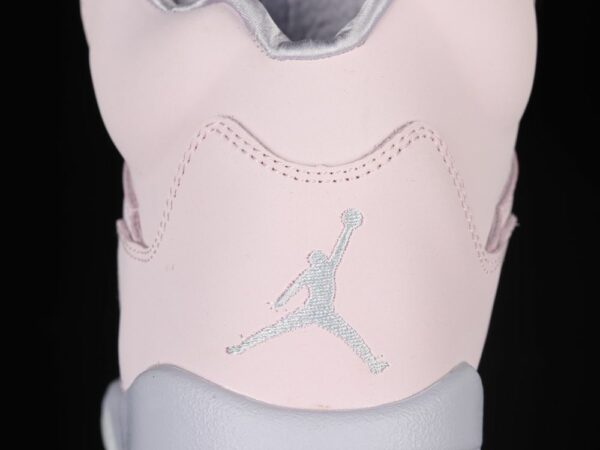 AJ 5 Retro SE Easter DV0562-600