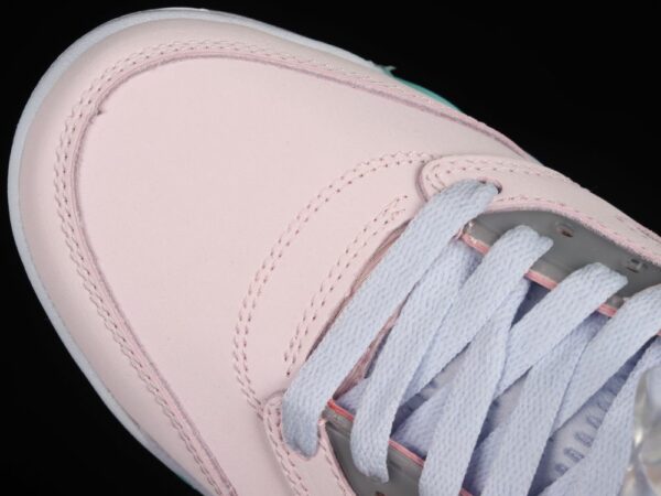 AJ 5 Retro SE Easter DV0562-600