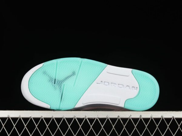AJ 5 Retro SE Easter DV0562-600