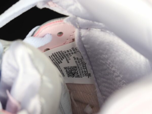 AJ 5 Retro SE Easter DV0562-600